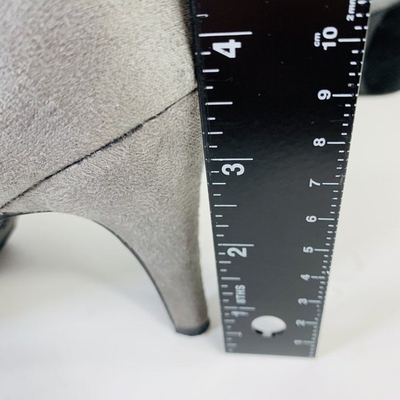 DexFlex Comfort Ankle Bootie Sz 9 Shoes High Heels Gray Suede Pumps Side Zip - Picture 16 of 16